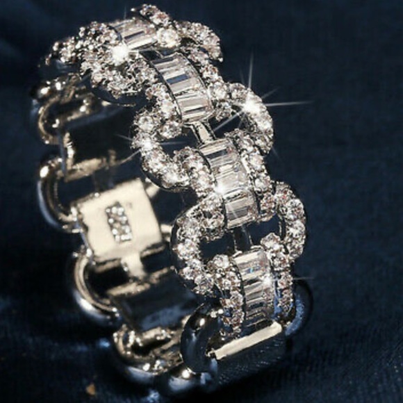 New Sterling silver diamond ring - Picture 4 of 5